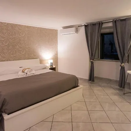 Apartamento Chiaia Partenopeo *